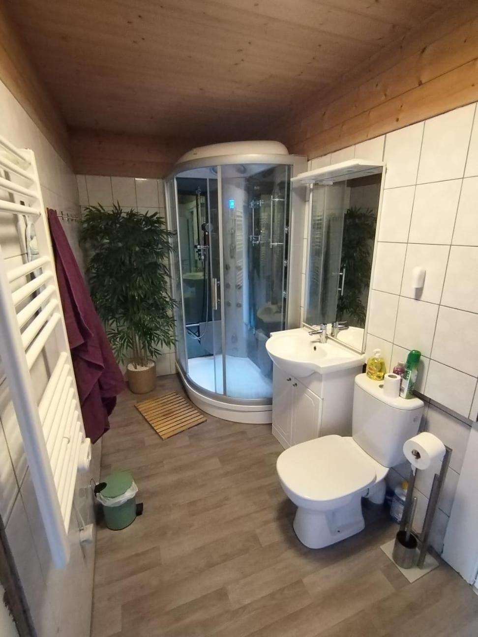 Chalet 8 Personnes + Grand Terrain Et Riviere Entremont Екстер'єр фото